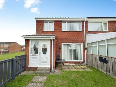 3 bedroom End Terrace House for sale