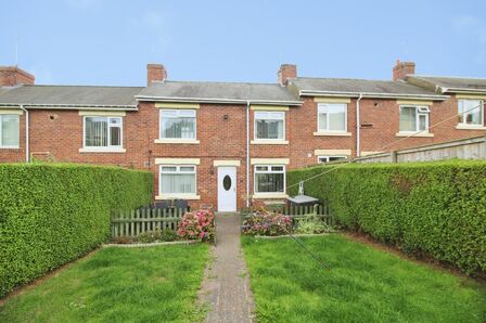 2 bedroom Mid Terrace House for sale