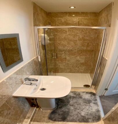 En-Suite Bathroom 1