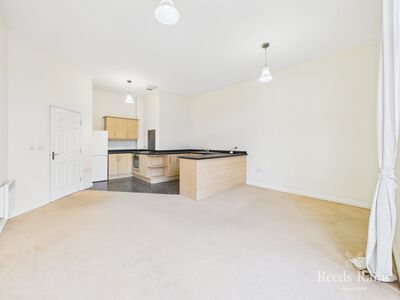 Willow Sage Court, 2 bedroom  Flat to rent, £650 pcm