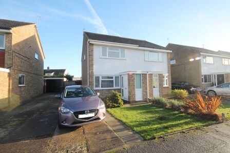 2 bedroom Semi Detached House to rent