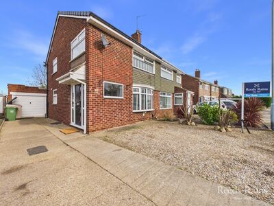Dunedin Avenue, 3 bedroom Semi Detached House for sale, &pound;215,000