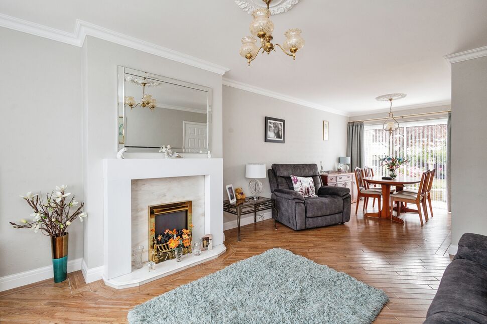 3 bedroom Semi Detached House for sale, Rimswell Road, StocktononTees, TS19 £180,000