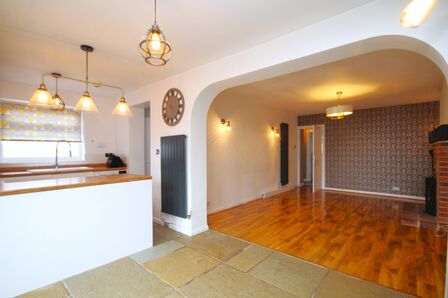 2 bedroom Semi Detached Bungalow for sale