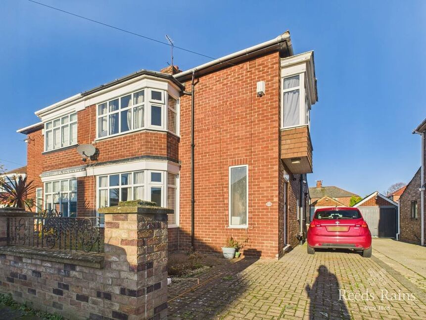 Main image of 3 bedroom Semi Detached House for sale, Lunedale Avenue, Middlesbrough, North Yorkshire, TS5