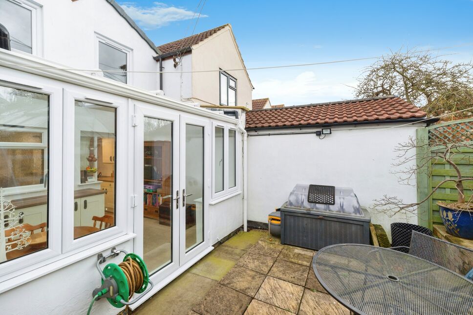 2 bedroom Mid Terrace Property for sale, Carlton, StocktononTees, TS21 £180,000