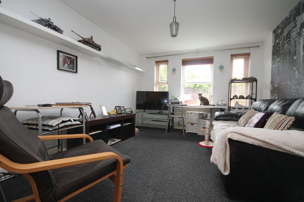 Main image of 1 bedroom Flat for sale, Lingwood Court, Thornaby, Stockton-On-Tees, TS17