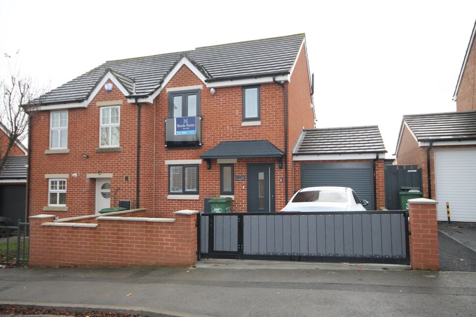 4 bedroom Semi Detached House for sale, Shetland Avenue, Thornaby, TS17