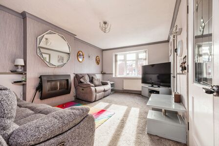 2 bedroom Semi Detached Bungalow for sale