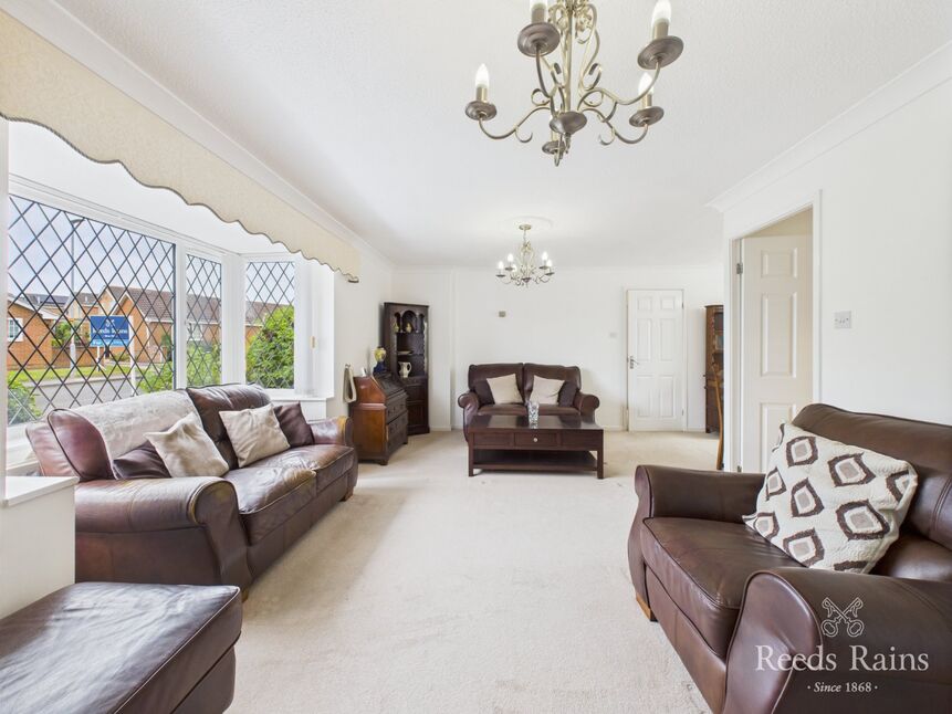 Lounge / dining room