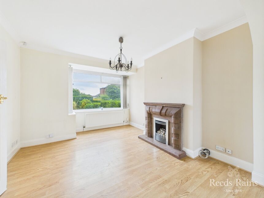 Lounge / Dining Room