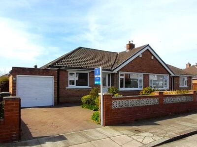 2 bedroom Semi Detached Bungalow for sale