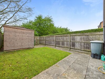 3 bedroom End Terrace House for sale