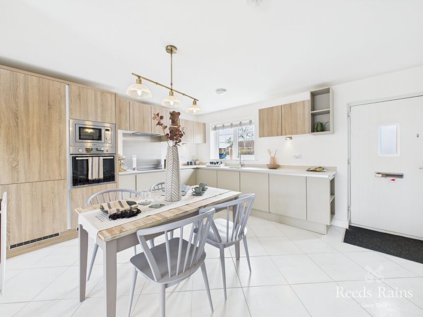 Kitchen / Diner