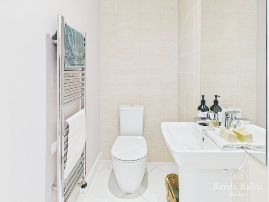 Cloakroom / Wc