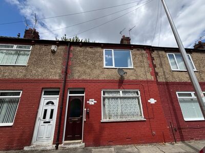 2 bedroom Mid Terrace House for sale