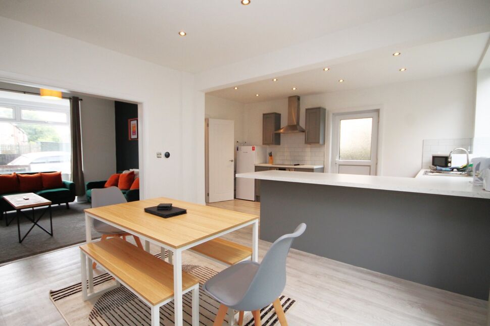 Kitchen / Diner