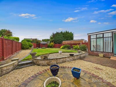 Tunstall Road, 2 bedroom Semi Detached Bungalow for sale, £230,000