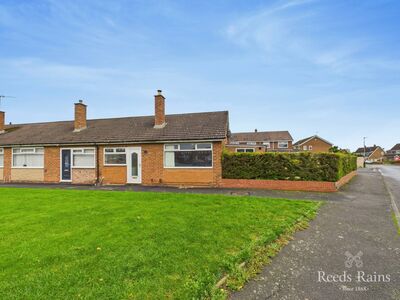 1 bedroom End Terrace Bungalow for sale