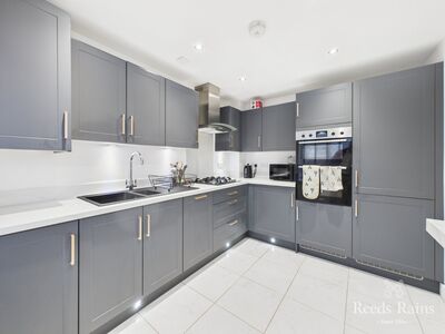 3 bedroom Semi Detached House to rent