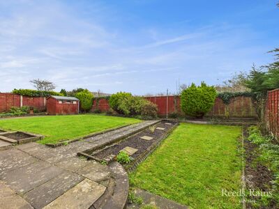 4 bedroom Detached Bungalow for sale