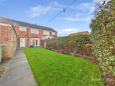 Tasman Drive, 4 bedroom Semi Detached House for sale, &pound;200,000