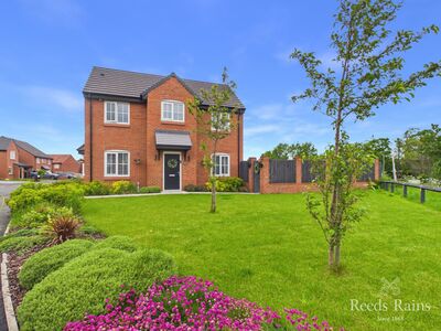 3 bedroom Detached House for sale