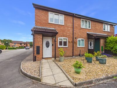 Egerton Close, 2 bedroom End Terrace House to rent, &pound;800 pcm