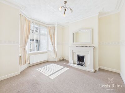 Castlereagh Road, 2 bedroom Mid Terrace House to rent, &pound;650 pcm