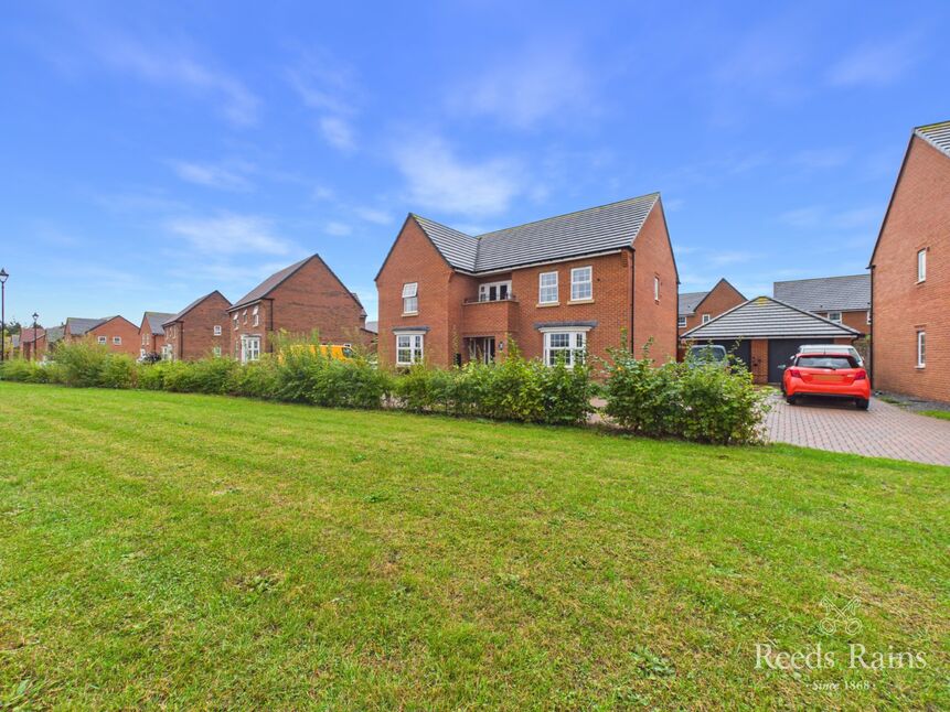 Main image of 5 bedroom Detached House for sale, Nuthatch Close, Wynyard, Durham, TS22