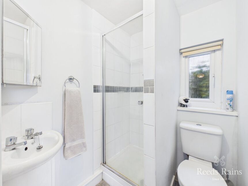 En-Suite Bathroom