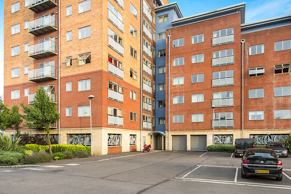 2 bedroom  Flat for sale