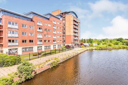 2 bedroom  Flat for sale