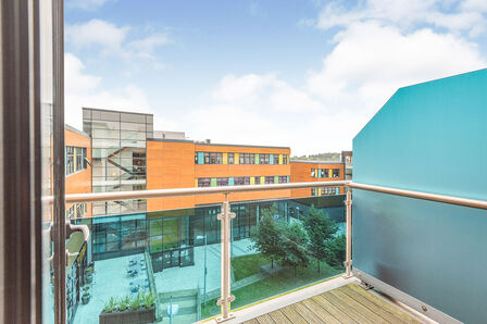 1 bedroom  Flat for sale