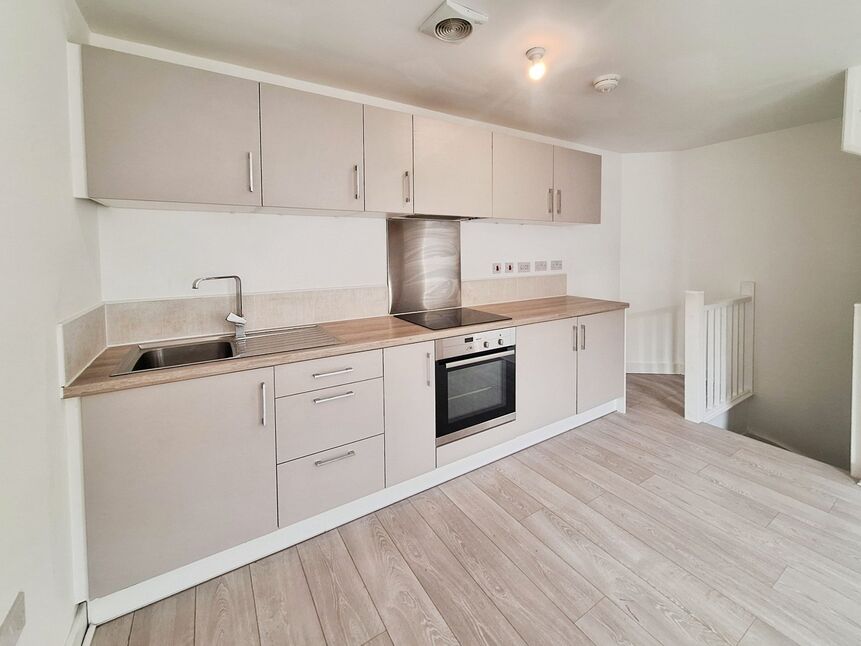 Main image of 2 bedroom End Terrace House to rent, Carnforth Avenue, Wakefield, West Yorkshire, WF1