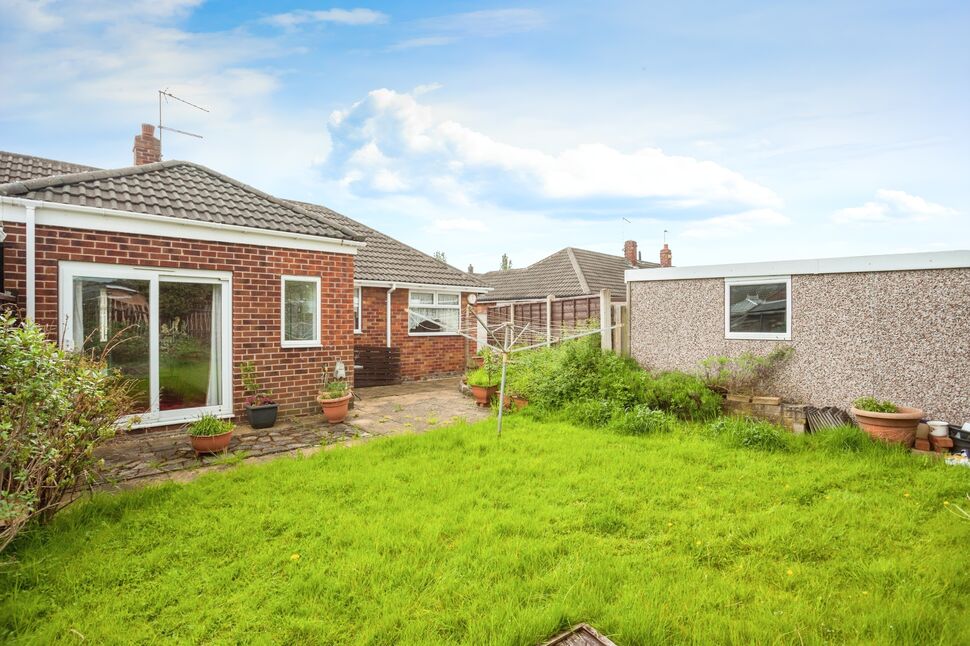 2 bedroom Semi Detached Bungalow for sale, Thornes Moor Avenue