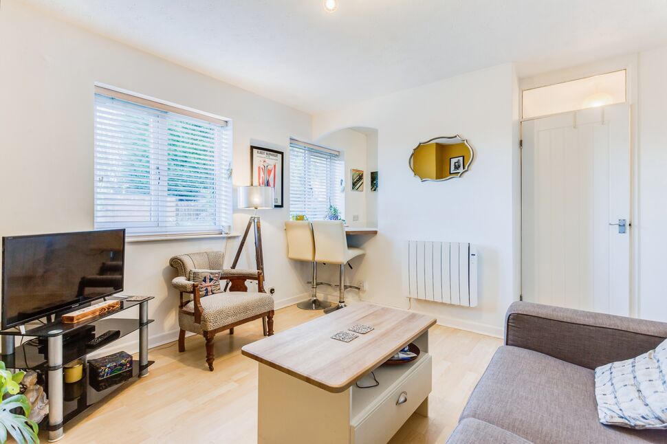 Main image of 1 bedroom  Flat to rent, St. Johns Chase, Wakefield, West Yorkshire, WF1