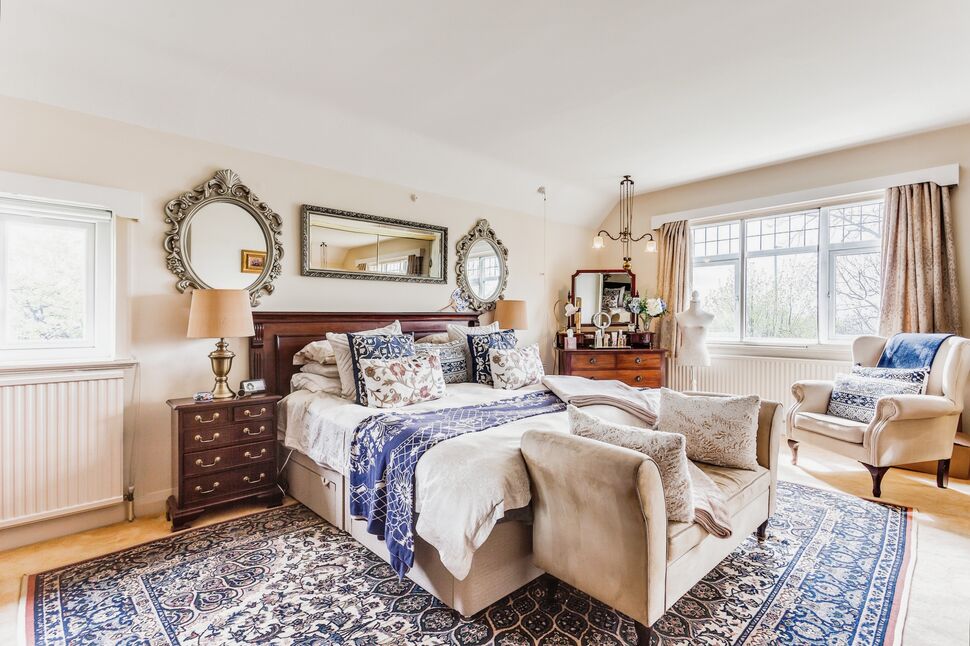 5 bedroom Detached House for sale, Barnsley Road, Wakefield, WF2 £850,000