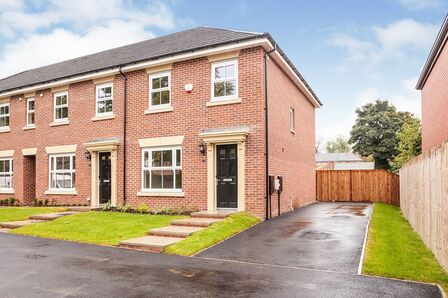 Butler Way, 3 bedroom End Terrace House to rent, £1,200 pcm