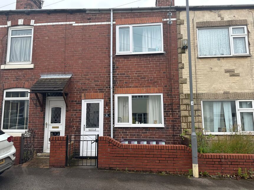 2 bedroom Mid Terrace House for sale, Alverthorpe Road, Wakefield, WF2