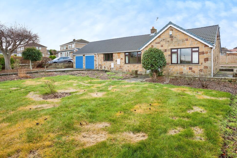 2 bedroom Detached House for sale, Lindale Lane, Kirkhamgate, WF2 £400,000