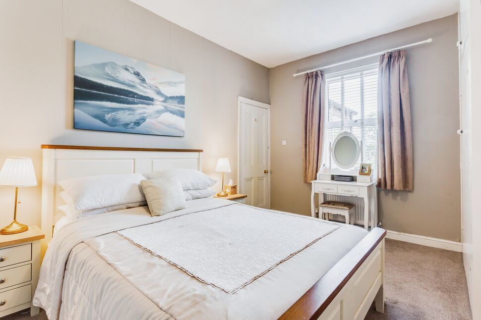 3 bedroom Mid Terrace House for sale, Agbrigg Road, Wakefield, WF1 £