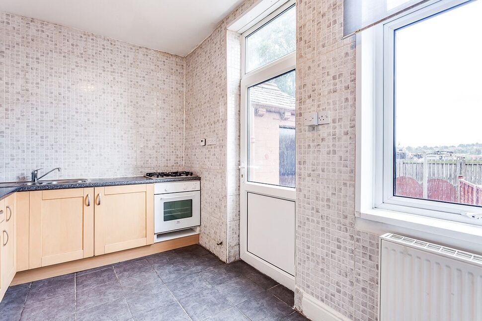 1 bedroom End Terrace House to rent, Batley Road, Wakefield, WF2 £675 pcm