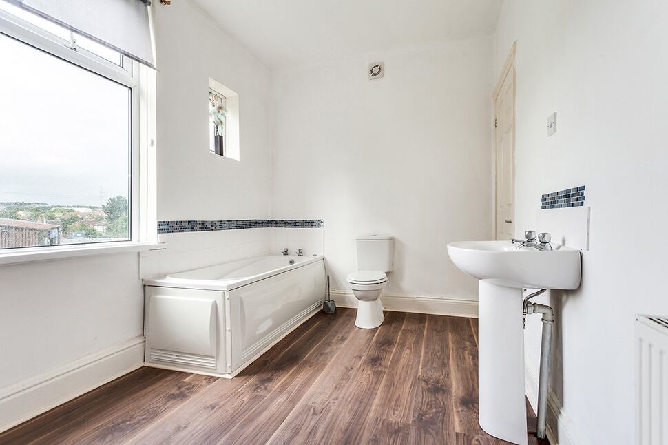 1 bedroom End Terrace House to rent, Batley Road, Wakefield, WF2 £675 pcm