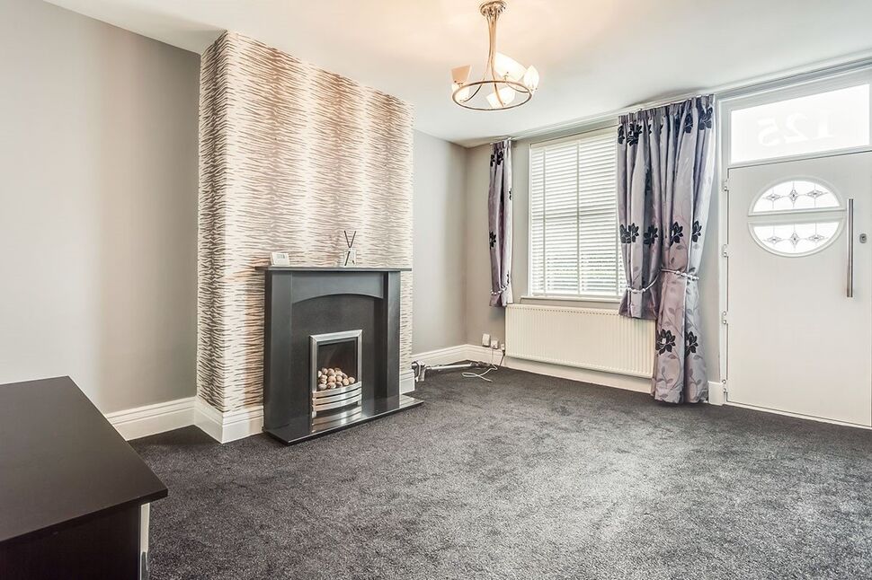 2 bedroom End Terrace House for sale, Batley Road, Wakefield, WF2 £