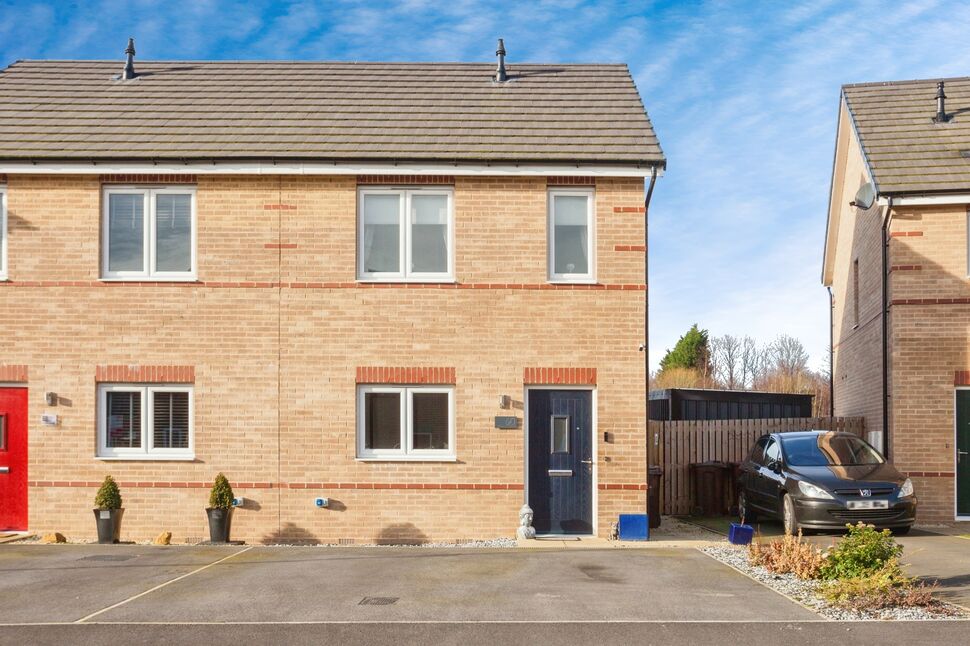 1 bedroom Flat for sale, Hebble Wharf, Navigation Walk, WF1 £65,000