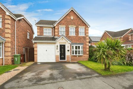 Troon Way, 4 bedroom Detached House for sale, £385,000