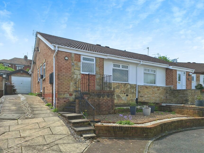 Main image of 2 bedroom Semi Detached Bungalow for sale, Meadow Vale, Outwood, West Yorkshire, WF1