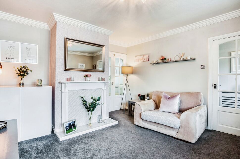 3 bedroom Semi Detached House for sale, Hall Park Avenue, Crofton, WF4