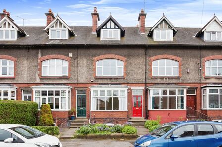 Cotton Street, 4 bedroom Mid Terrace House for sale, £275,000